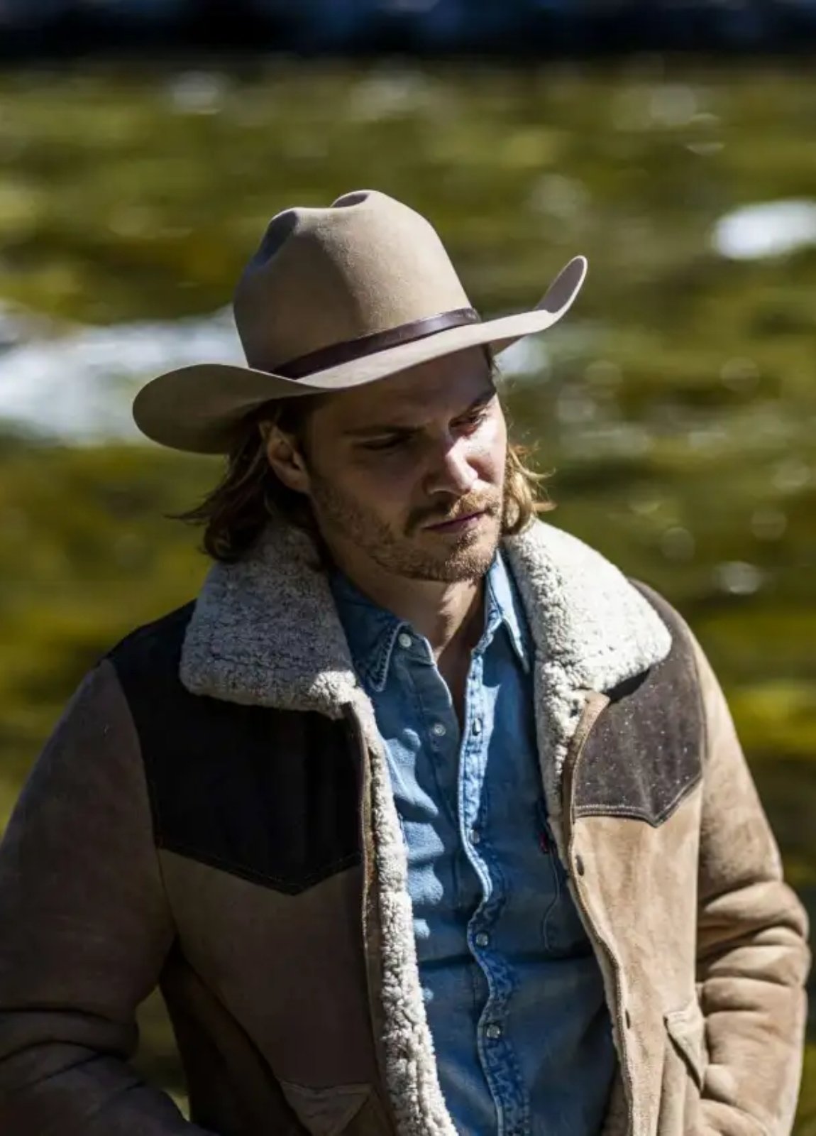 Kayce Dutton Yellowstone Suede Leather Jacket - Image 4