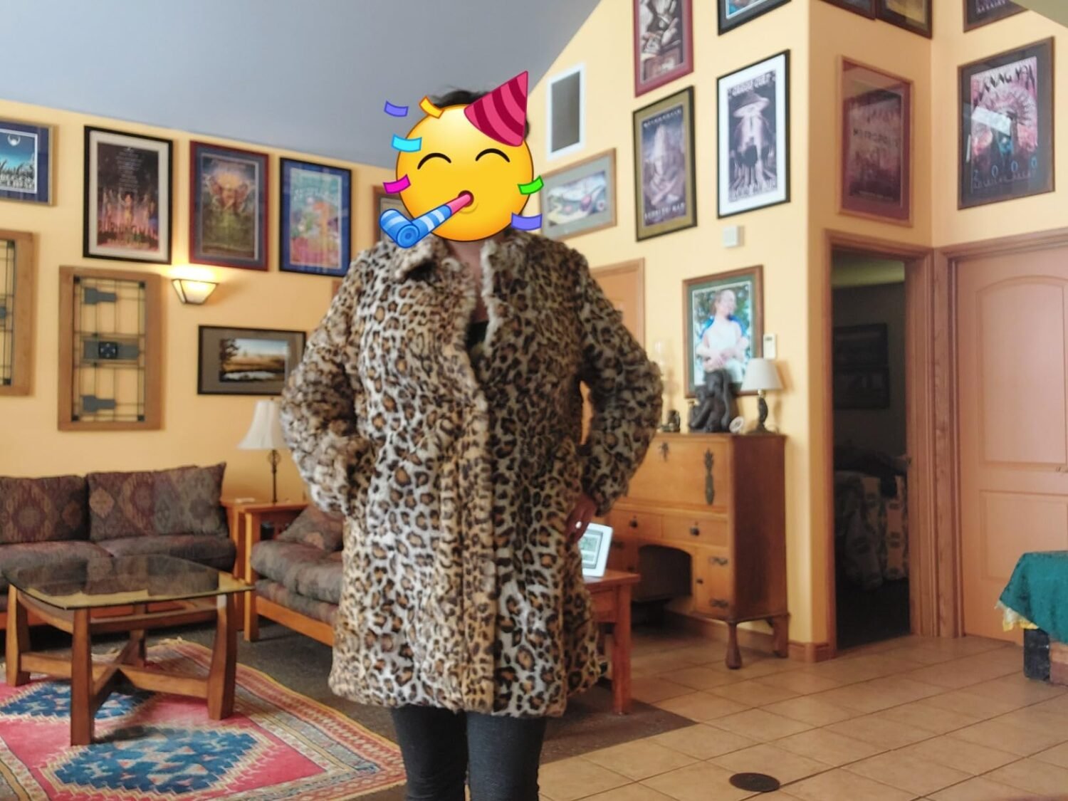 Yellowstone Beth Dutton Faux Fur Leopard Coat Customer Review Images (4)