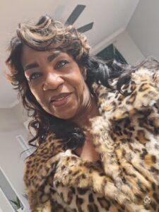 Yellowstone Beth Dutton Faux Fur Leopard Coat Customer Review Images (7)