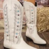 Retro Star Embroidered Square Heel Western Boots for Women (1)