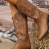 Retro Star Embroidered Square Heel Western Boots for Women (10)