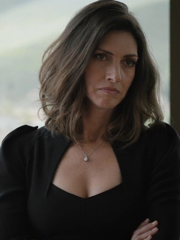 Yellowstone-Season-5-Lynelle-Perry-Blazer