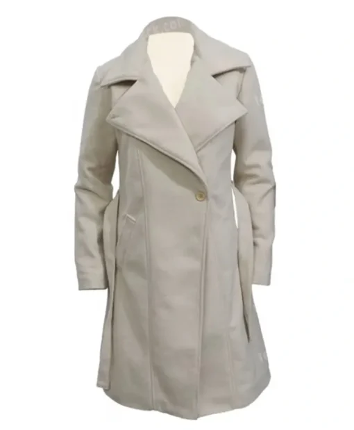 Yellowstone-Beth-Dutton-White-Wool-Coat-Front-View